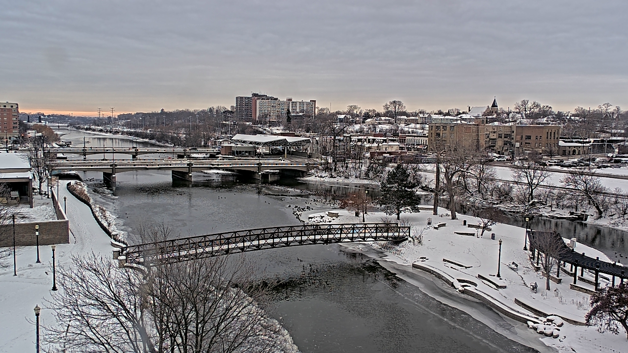 Thumbnail for current weather camera view from City of Elgin in Elgin, Illinois