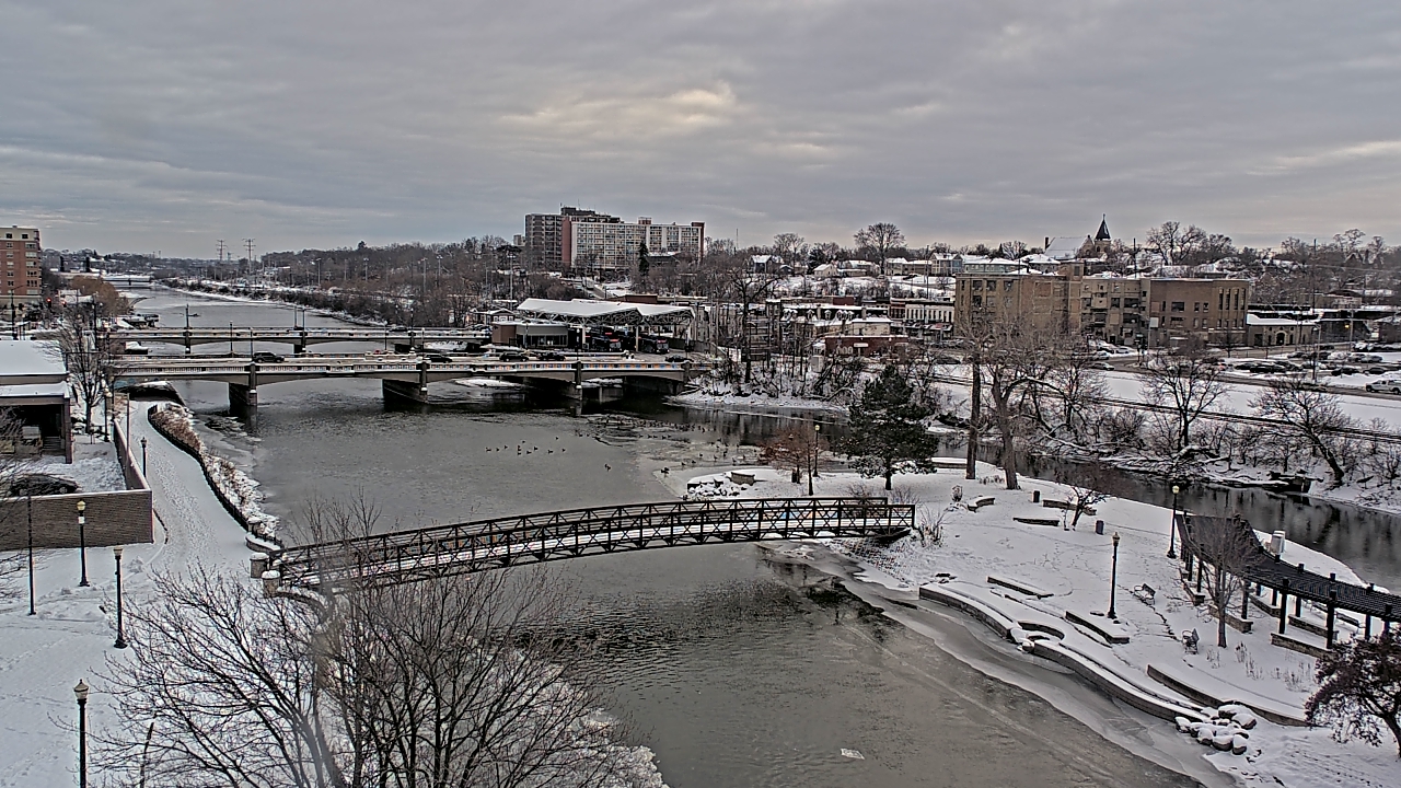 Thumbnail for current weather camera view from City of Elgin in Elgin, Illinois
