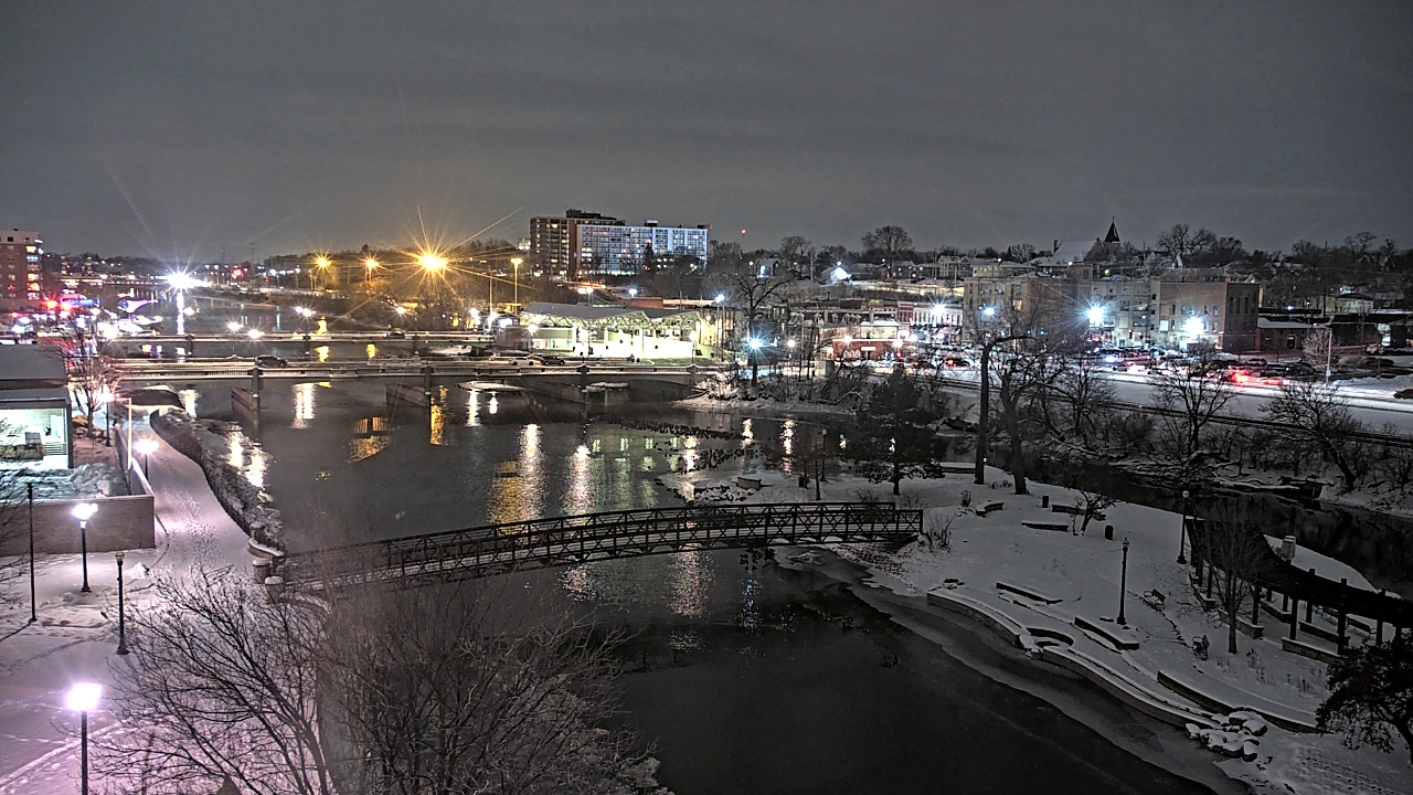 Thumbnail for current weather camera view from City of Elgin in Elgin, Illinois