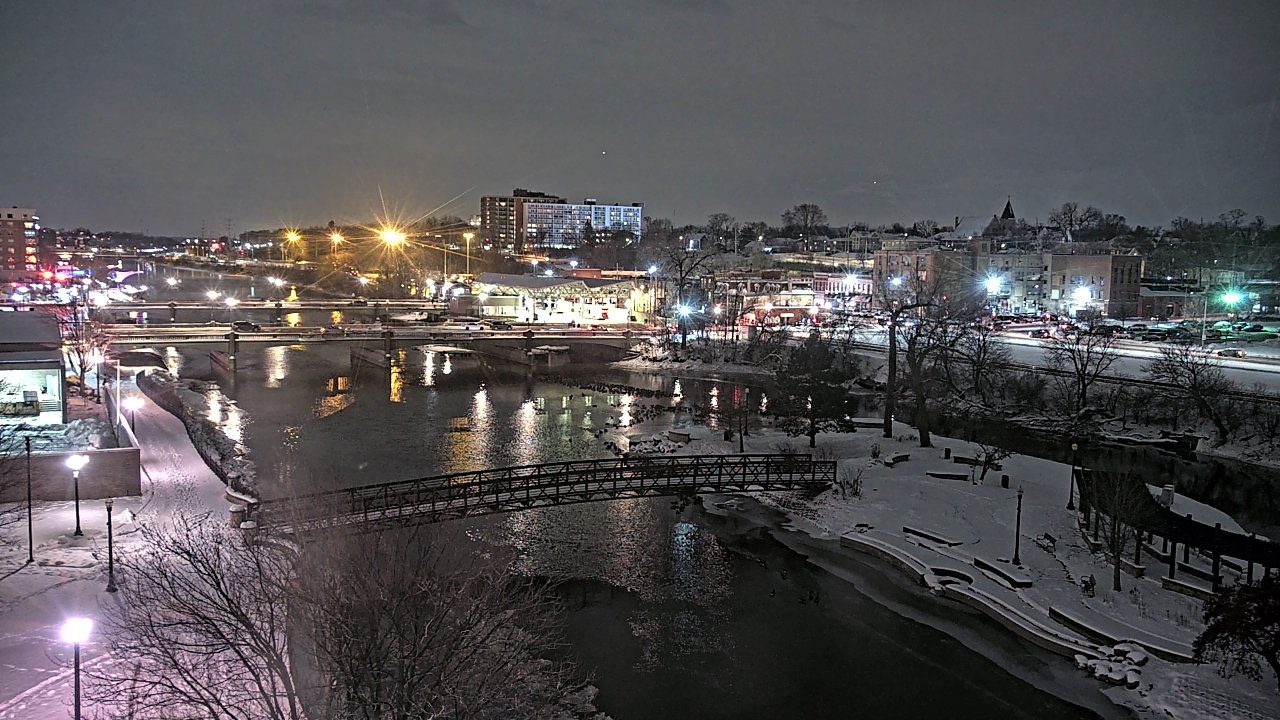 Thumbnail for current weather camera view from City of Elgin in Elgin, Illinois