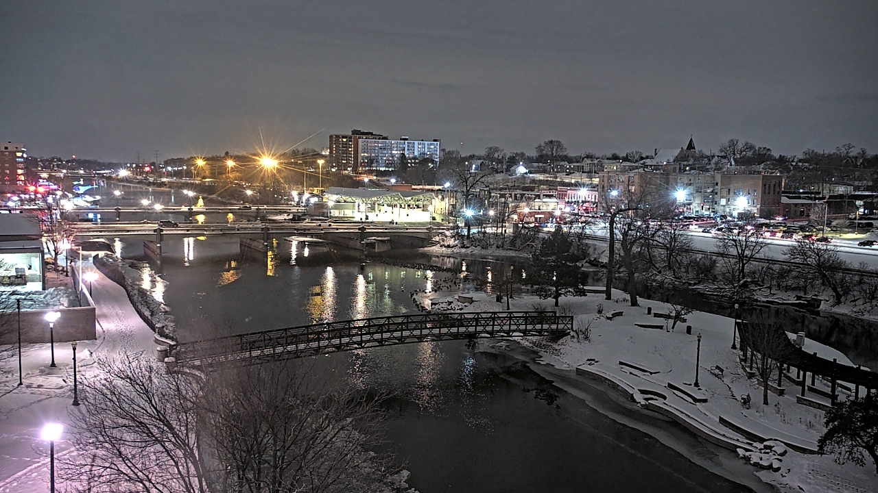 Thumbnail for current weather camera view from City of Elgin in Elgin, Illinois