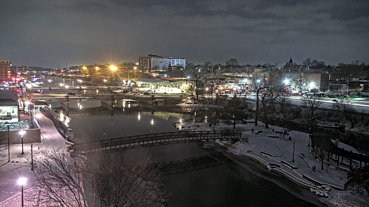 Thumbnail for current weather camera view from City of Elgin in Elgin, Illinois