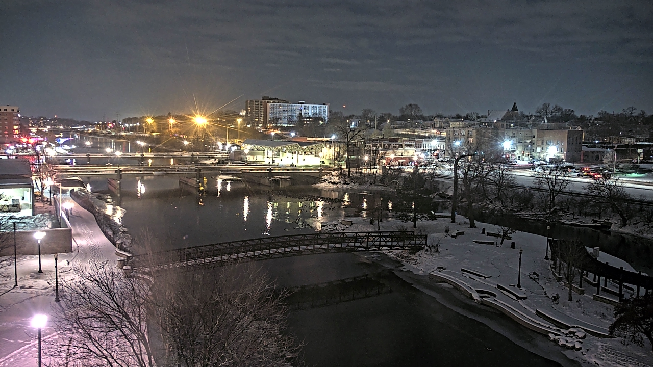 Thumbnail for current weather camera view from City of Elgin in Elgin, Illinois