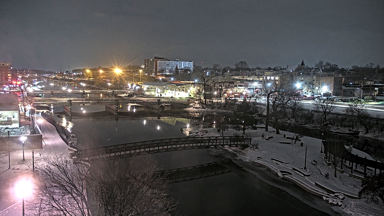 Thumbnail for current weather camera view from City of Elgin in Elgin, Illinois