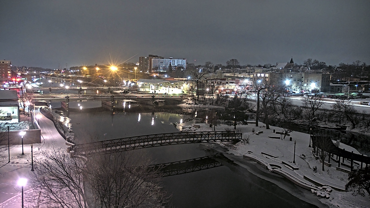 Thumbnail for current weather camera view from City of Elgin in Elgin, Illinois