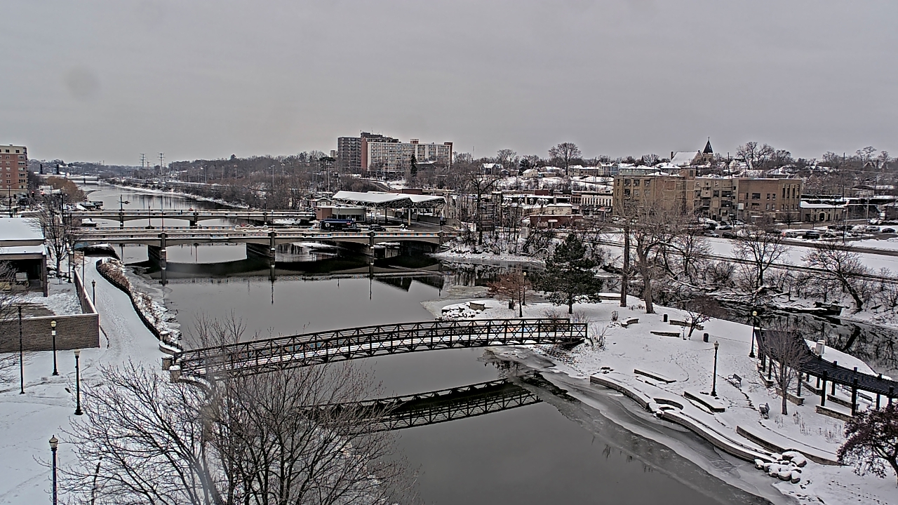 Thumbnail for current weather camera view from City of Elgin in Elgin, Illinois