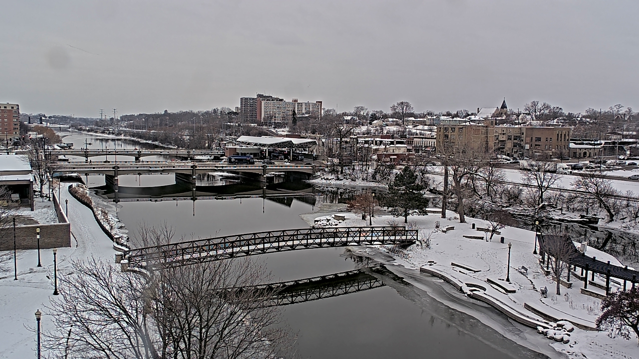 Thumbnail for current weather camera view from City of Elgin in Elgin, Illinois