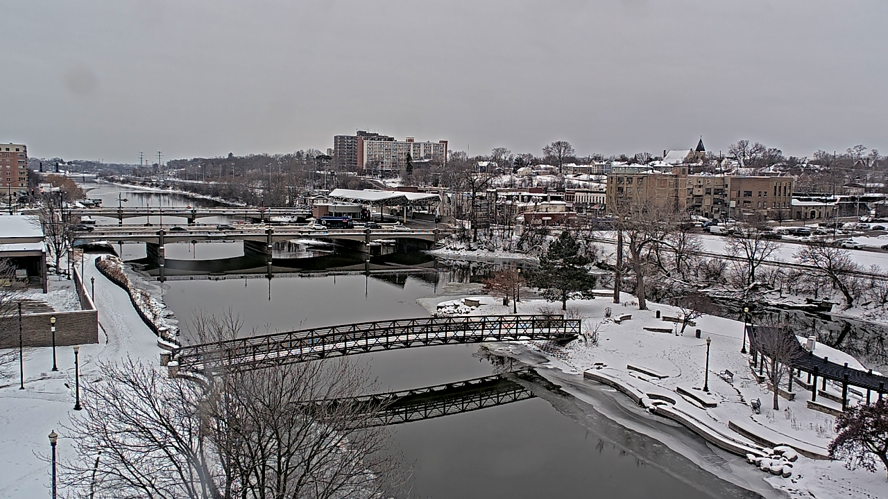 Thumbnail for current weather camera view from City of Elgin in Elgin, Illinois