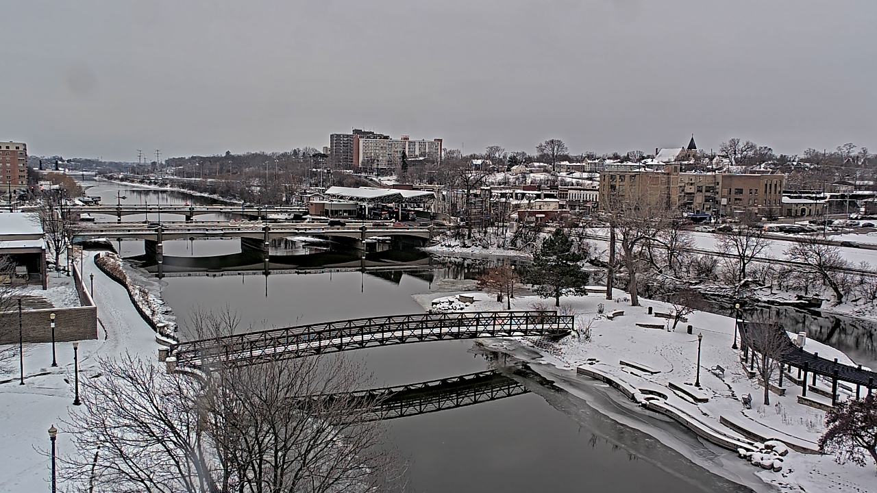 Thumbnail for current weather camera view from City of Elgin in Elgin, Illinois