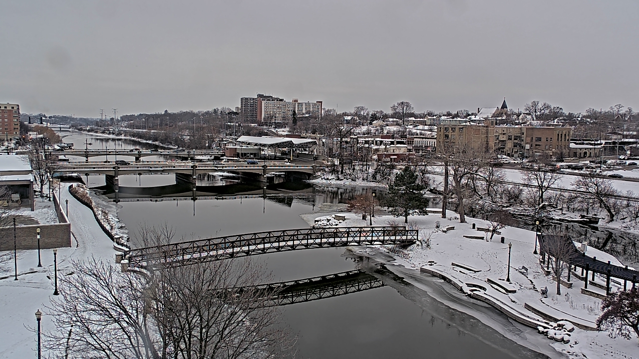 Thumbnail for current weather camera view from City of Elgin in Elgin, Illinois