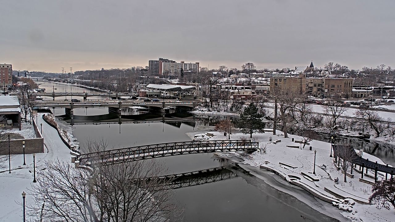 Thumbnail for current weather camera view from City of Elgin in Elgin, Illinois