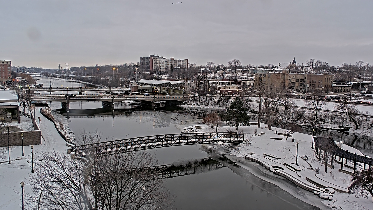 Thumbnail for current weather camera view from City of Elgin in Elgin, Illinois