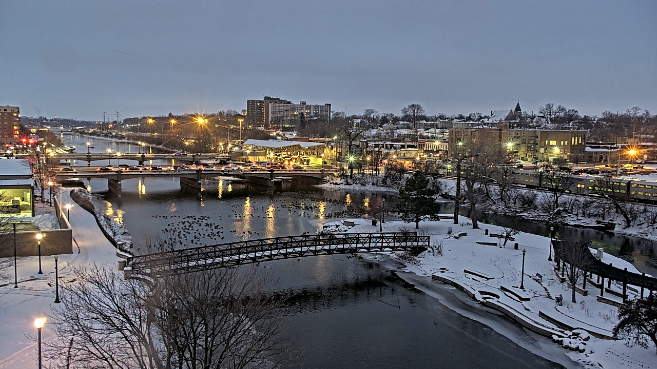 Thumbnail for current weather camera view from City of Elgin in Elgin, Illinois