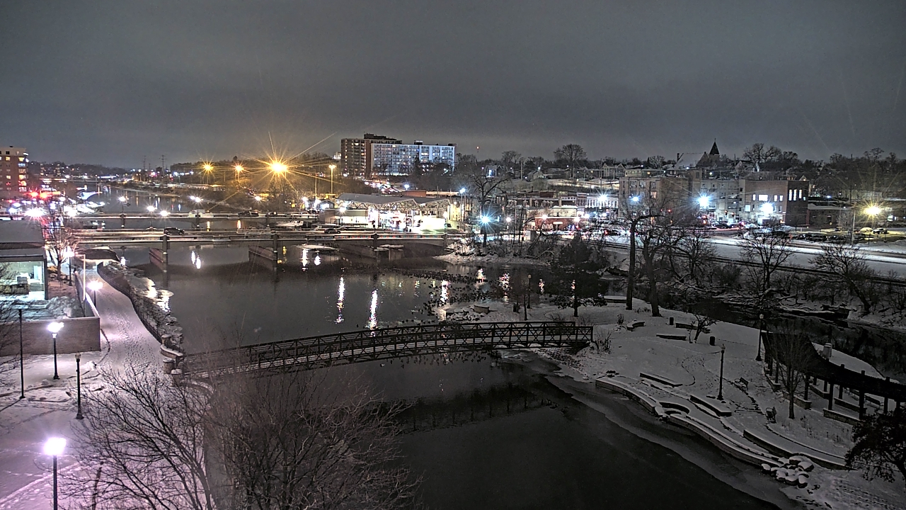 Thumbnail for current weather camera view from City of Elgin in Elgin, Illinois