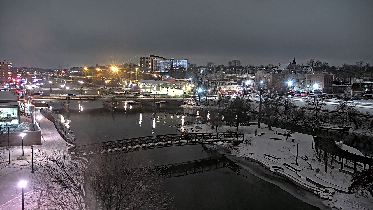 Thumbnail for current weather camera view from City of Elgin in Elgin, Illinois