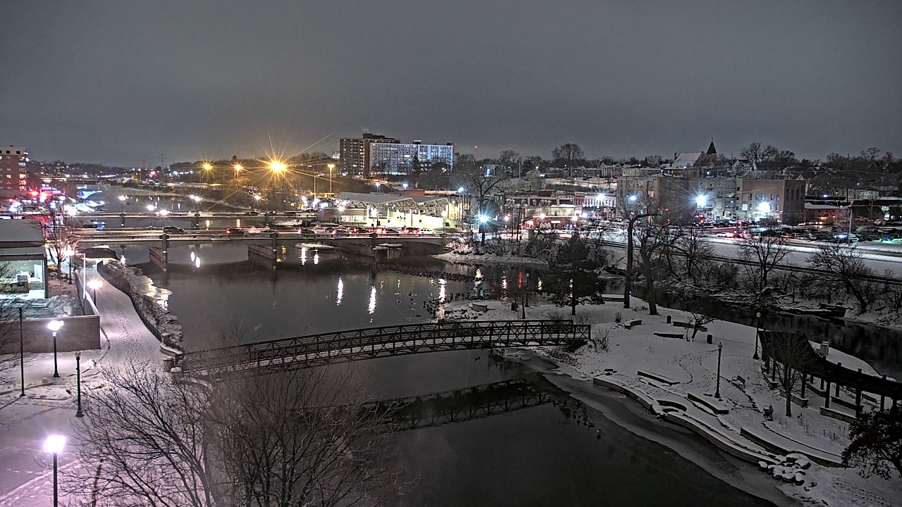 Thumbnail for current weather camera view from City of Elgin in Elgin, Illinois