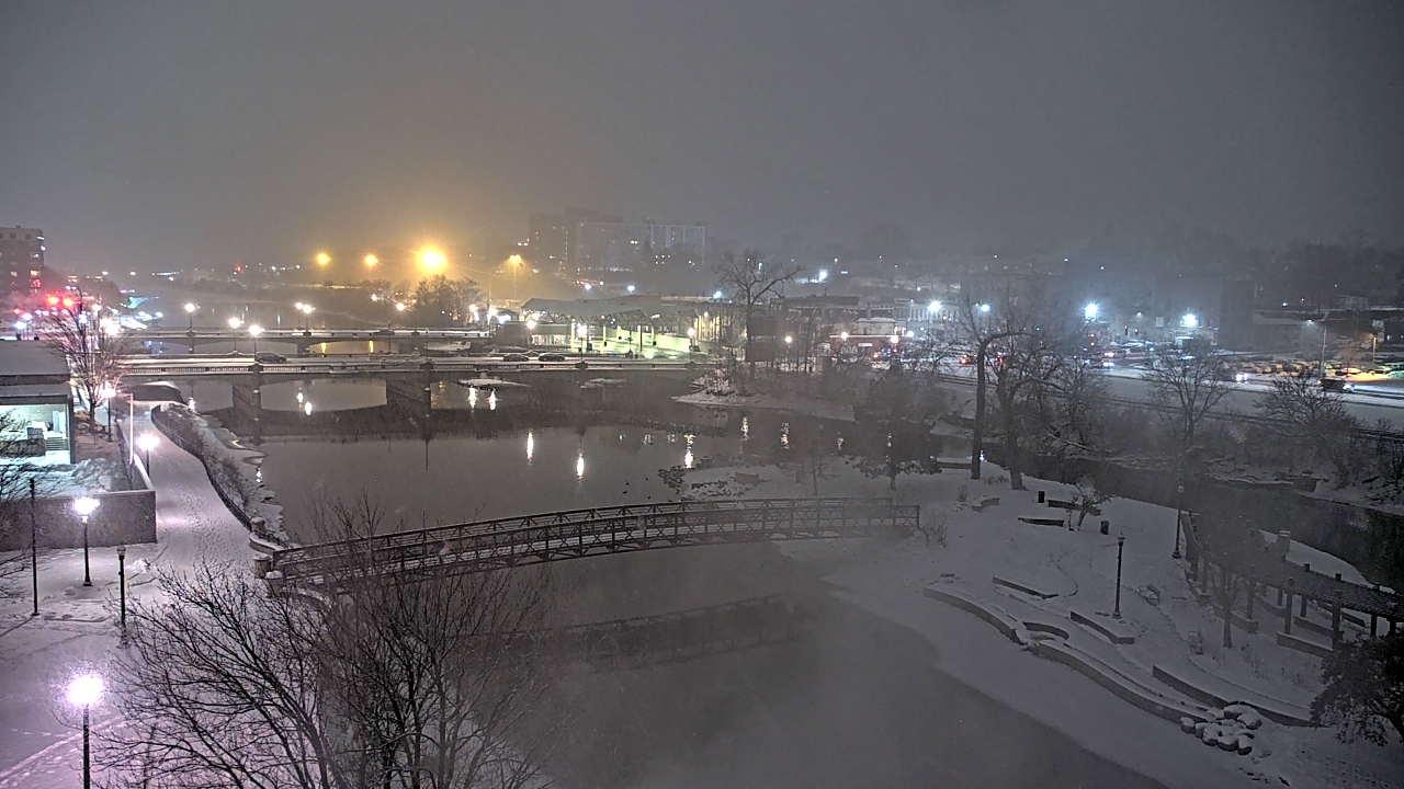 Thumbnail for current weather camera view from City of Elgin in Elgin, Illinois