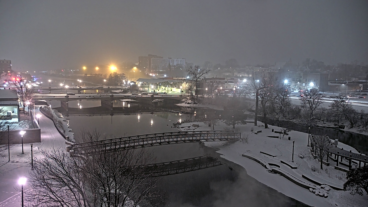 Thumbnail for current weather camera view from City of Elgin in Elgin, Illinois