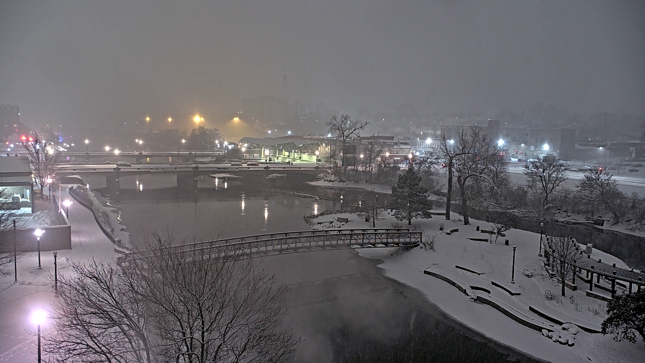 Thumbnail for current weather camera view from City of Elgin in Elgin, Illinois