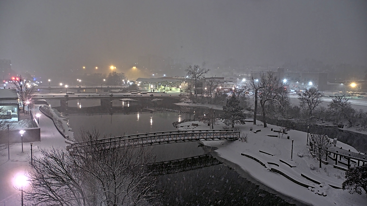 Thumbnail for current weather camera view from City of Elgin in Elgin, Illinois