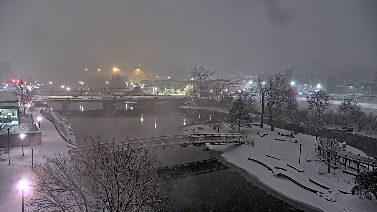 Thumbnail for current weather camera view from City of Elgin in Elgin, Illinois