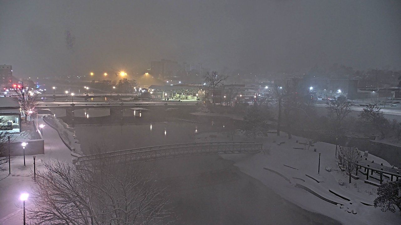 Thumbnail for current weather camera view from City of Elgin in Elgin, Illinois