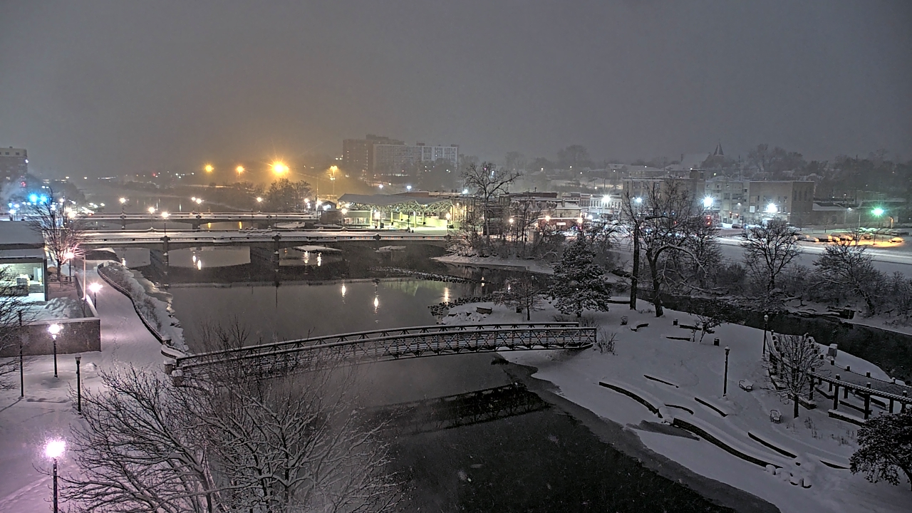 Thumbnail for current weather camera view from City of Elgin in Elgin, Illinois