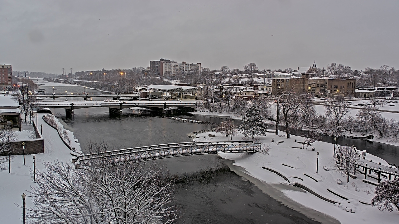 Thumbnail for current weather camera view from City of Elgin in Elgin, Illinois