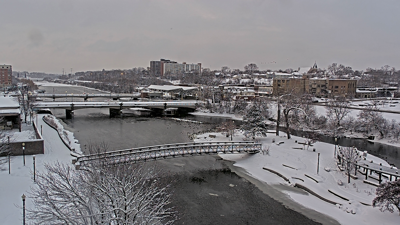 Thumbnail for current weather camera view from City of Elgin in Elgin, Illinois