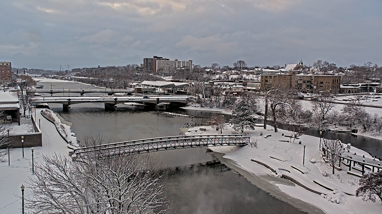 Thumbnail for current weather camera view from City of Elgin in Elgin, Illinois