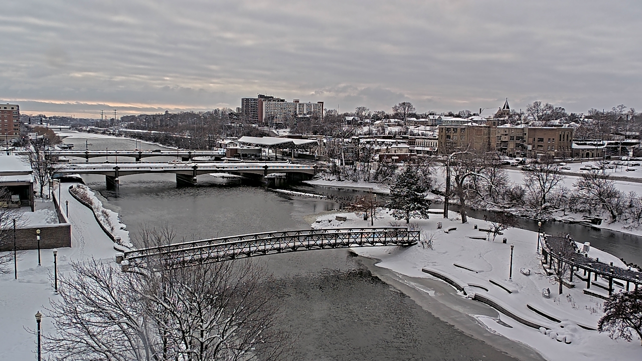 Thumbnail for current weather camera view from City of Elgin in Elgin, Illinois