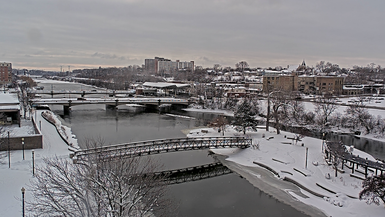 Thumbnail for current weather camera view from City of Elgin in Elgin, Illinois