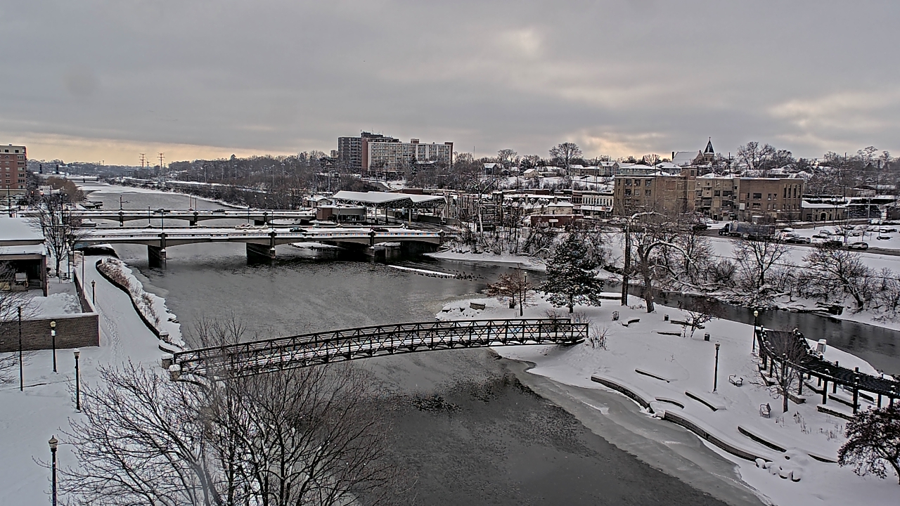 Thumbnail for current weather camera view from City of Elgin in Elgin, Illinois