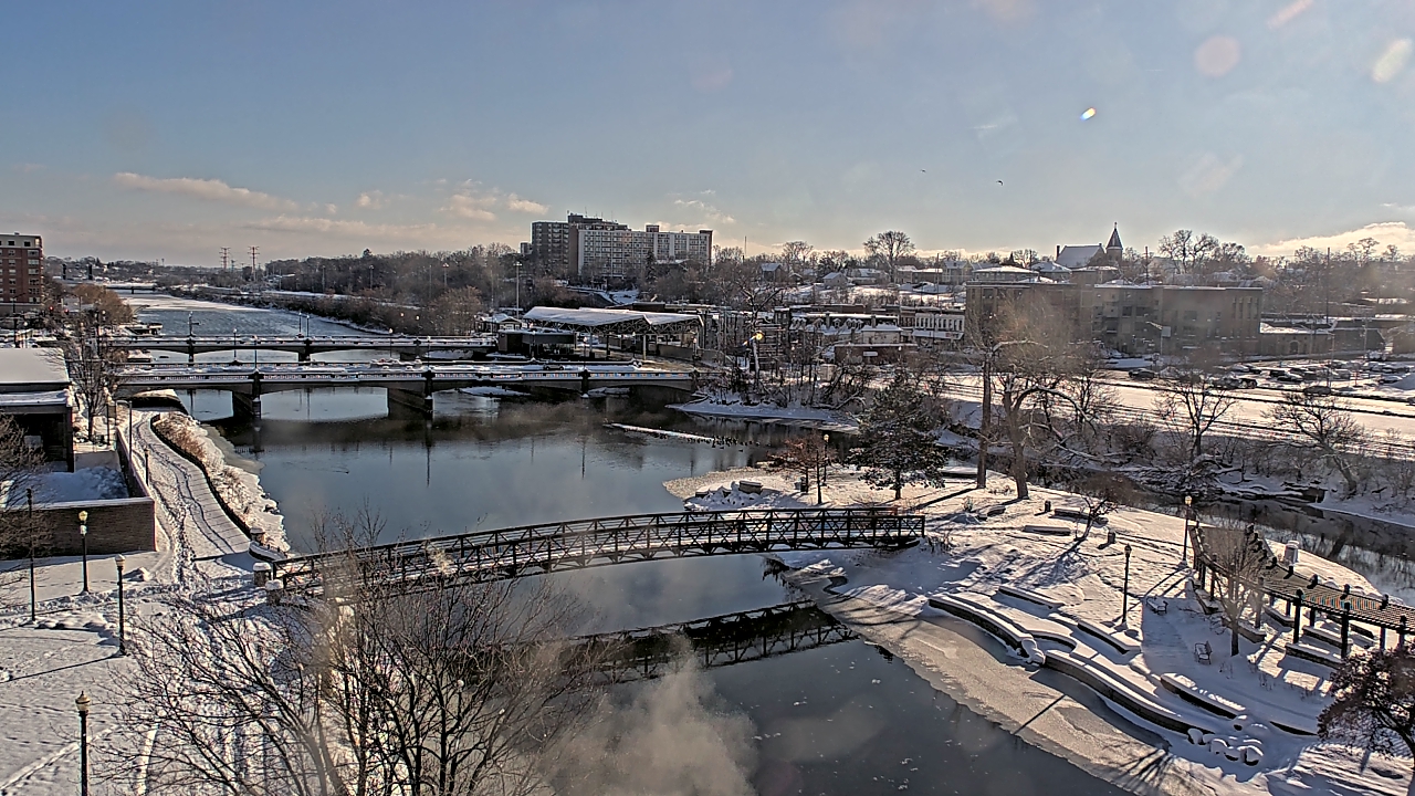 Thumbnail for current weather camera view from City of Elgin in Elgin, Illinois