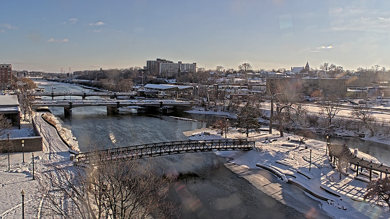 Thumbnail for current weather camera view from City of Elgin in Elgin, Illinois