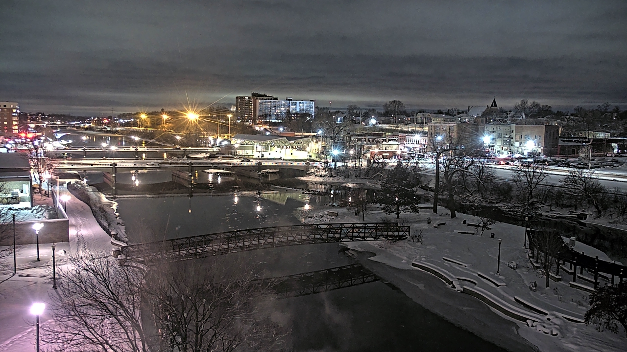 Thumbnail for current weather camera view from City of Elgin in Elgin, Illinois