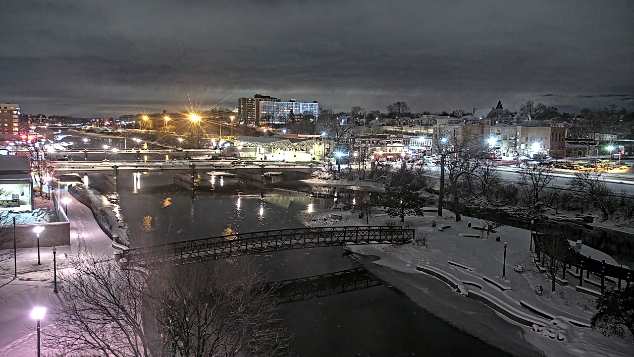 Thumbnail for current weather camera view from City of Elgin in Elgin, Illinois
