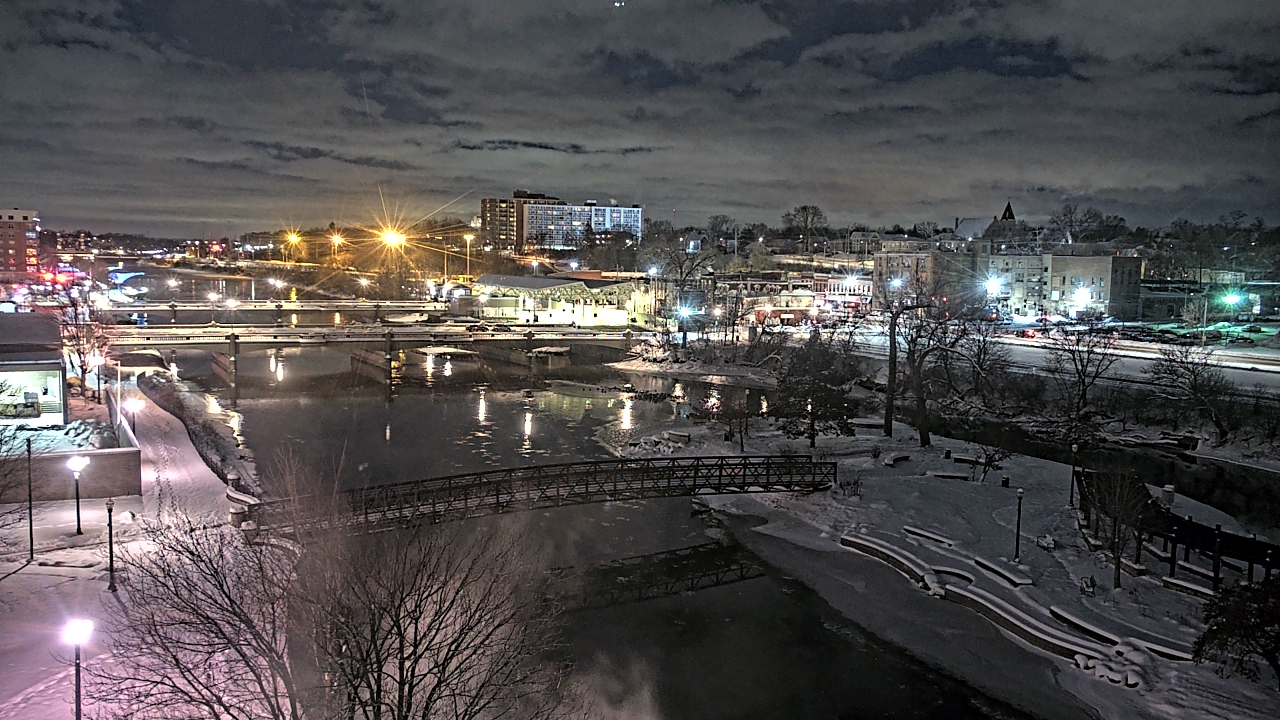 Thumbnail for current weather camera view from City of Elgin in Elgin, Illinois