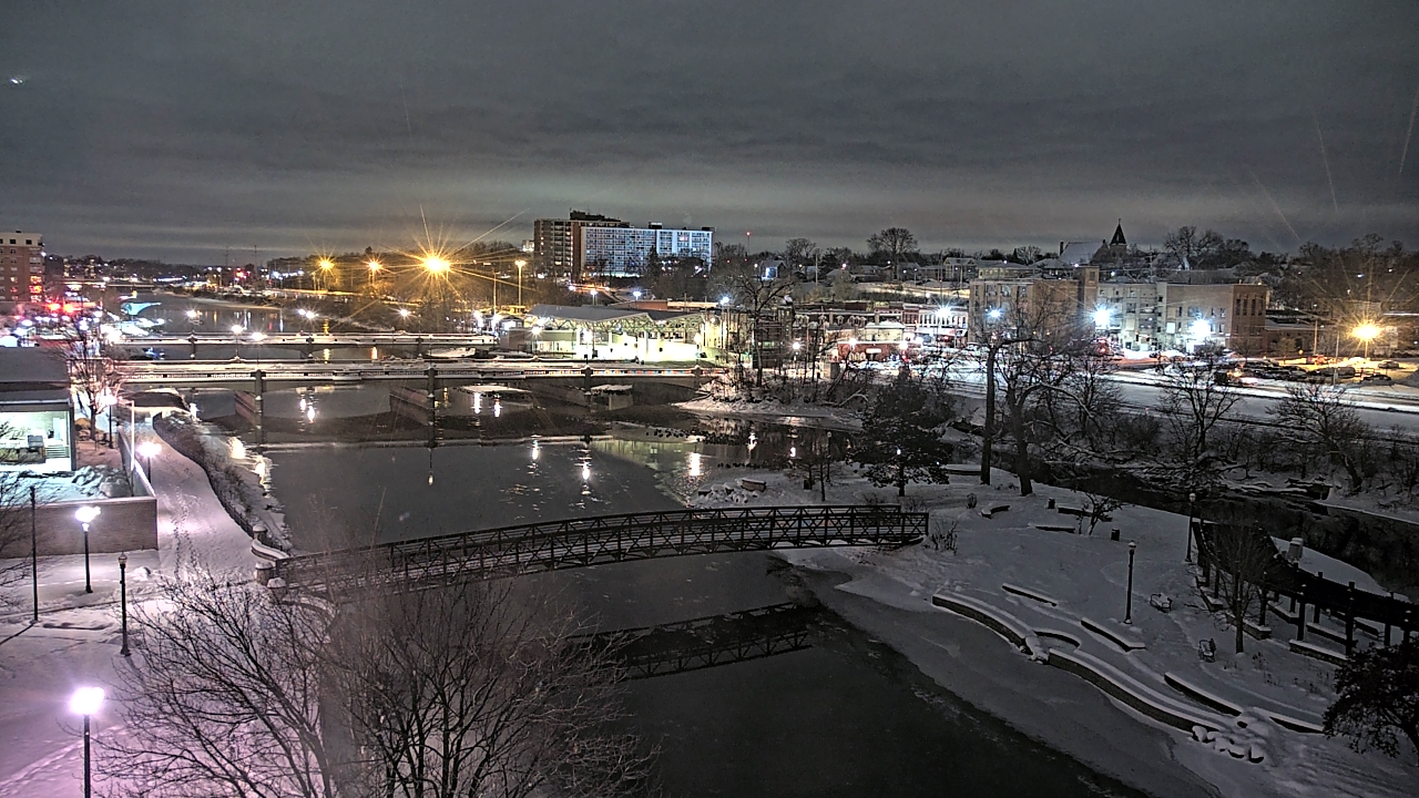 Thumbnail for current weather camera view from City of Elgin in Elgin, Illinois