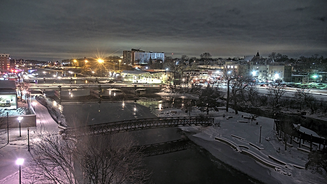 Thumbnail for current weather camera view from City of Elgin in Elgin, Illinois