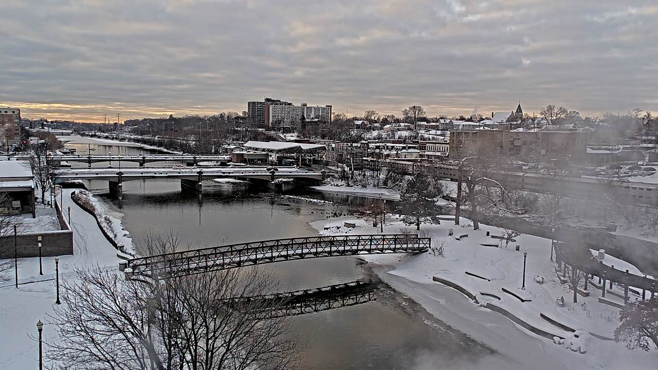 Thumbnail for current weather camera view from City of Elgin in Elgin, Illinois