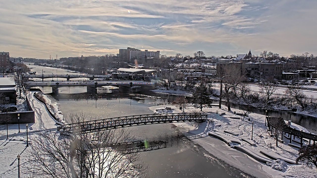 Thumbnail for current weather camera view from City of Elgin in Elgin, Illinois