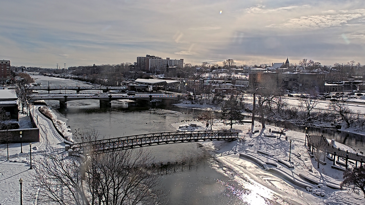 Thumbnail for current weather camera view from City of Elgin in Elgin, Illinois