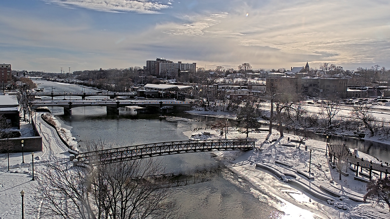 Thumbnail for current weather camera view from City of Elgin in Elgin, Illinois