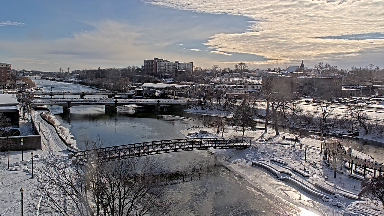 Thumbnail for current weather camera view from City of Elgin in Elgin, Illinois
