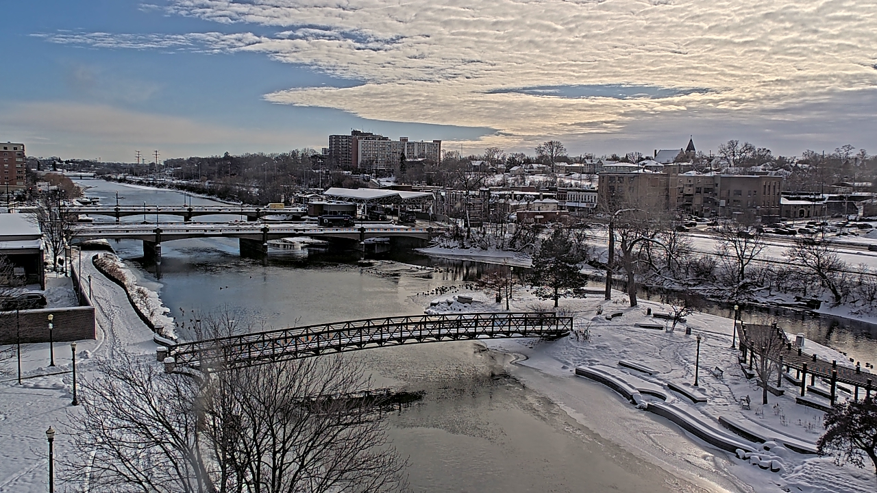 Thumbnail for current weather camera view from City of Elgin in Elgin, Illinois