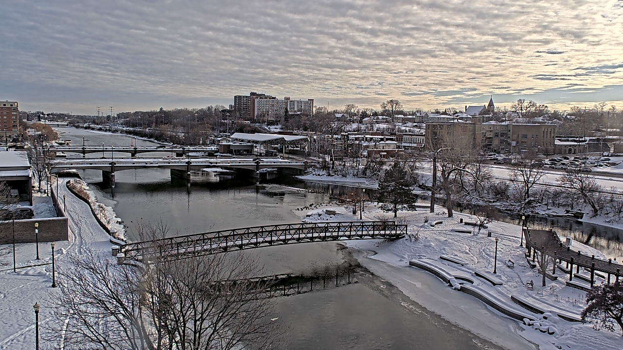 Thumbnail for current weather camera view from City of Elgin in Elgin, Illinois