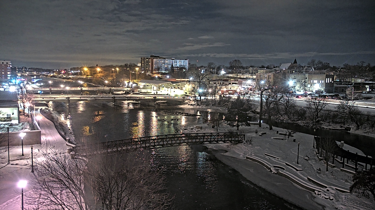 Thumbnail for current weather camera view from City of Elgin in Elgin, Illinois