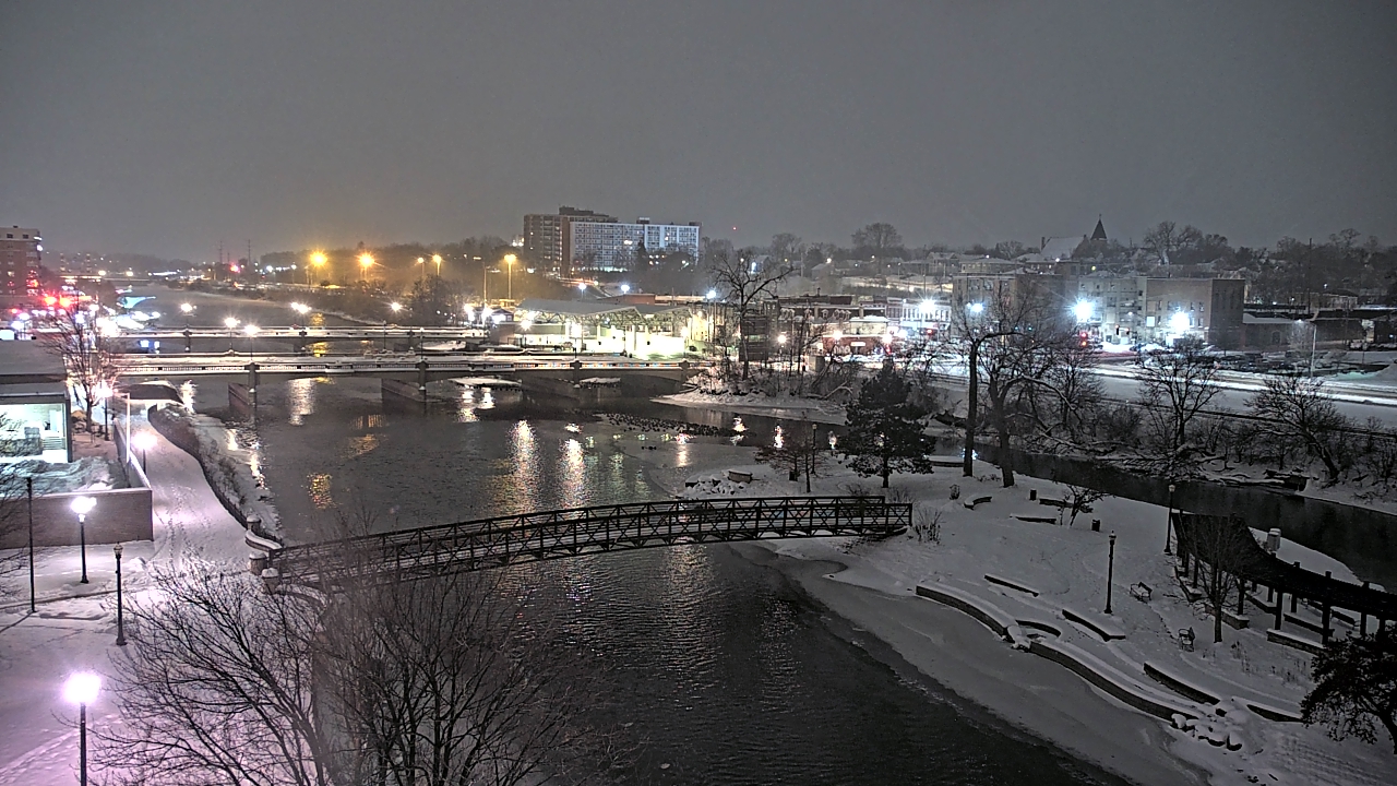 Thumbnail for current weather camera view from City of Elgin in Elgin, Illinois