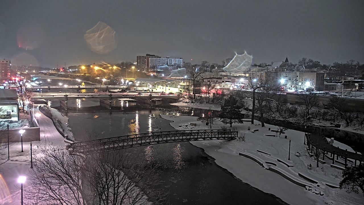 Thumbnail for current weather camera view from City of Elgin in Elgin, Illinois